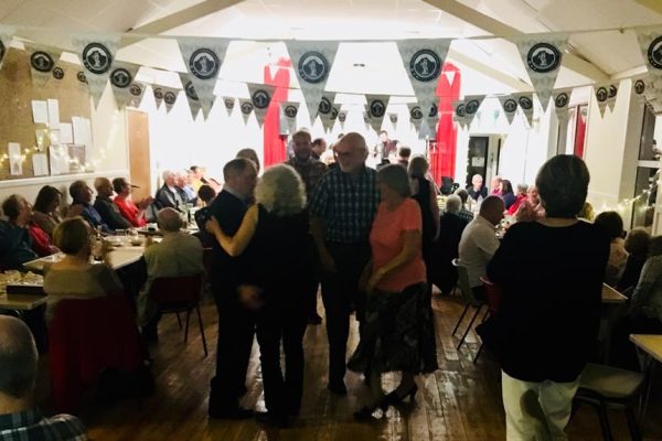 33086878_10155564869057742_3329602649522700288_n